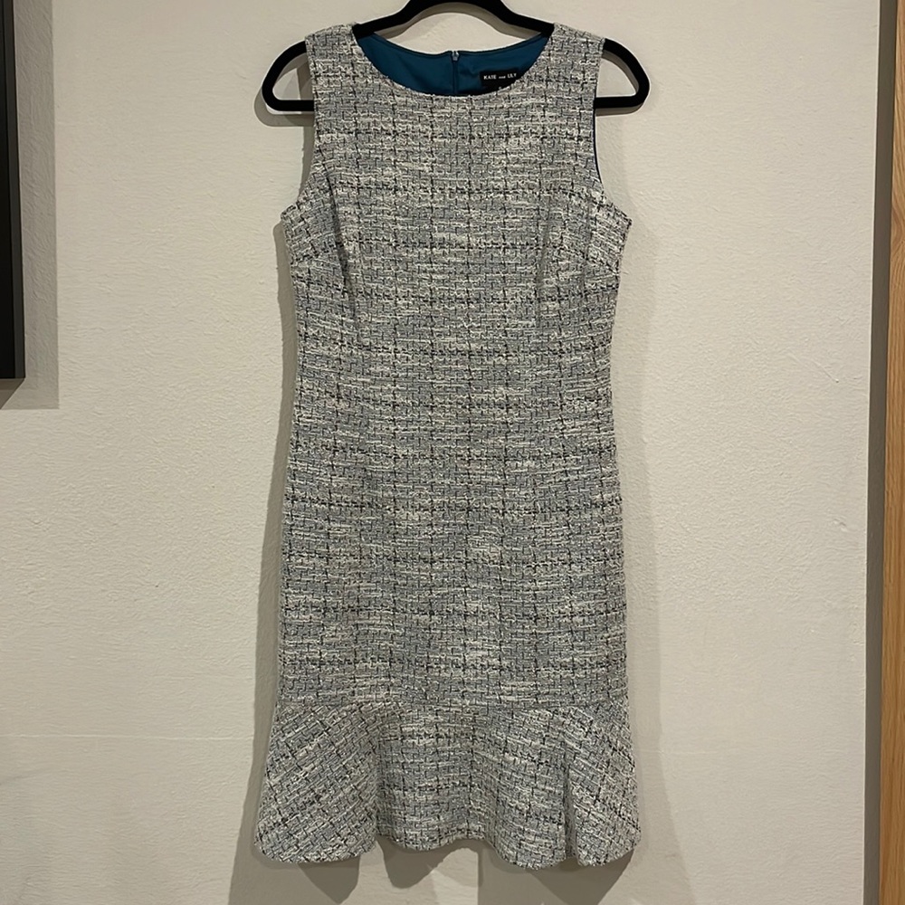 Size 6 Light Blue Short Sleeve Tweed Dress NEW